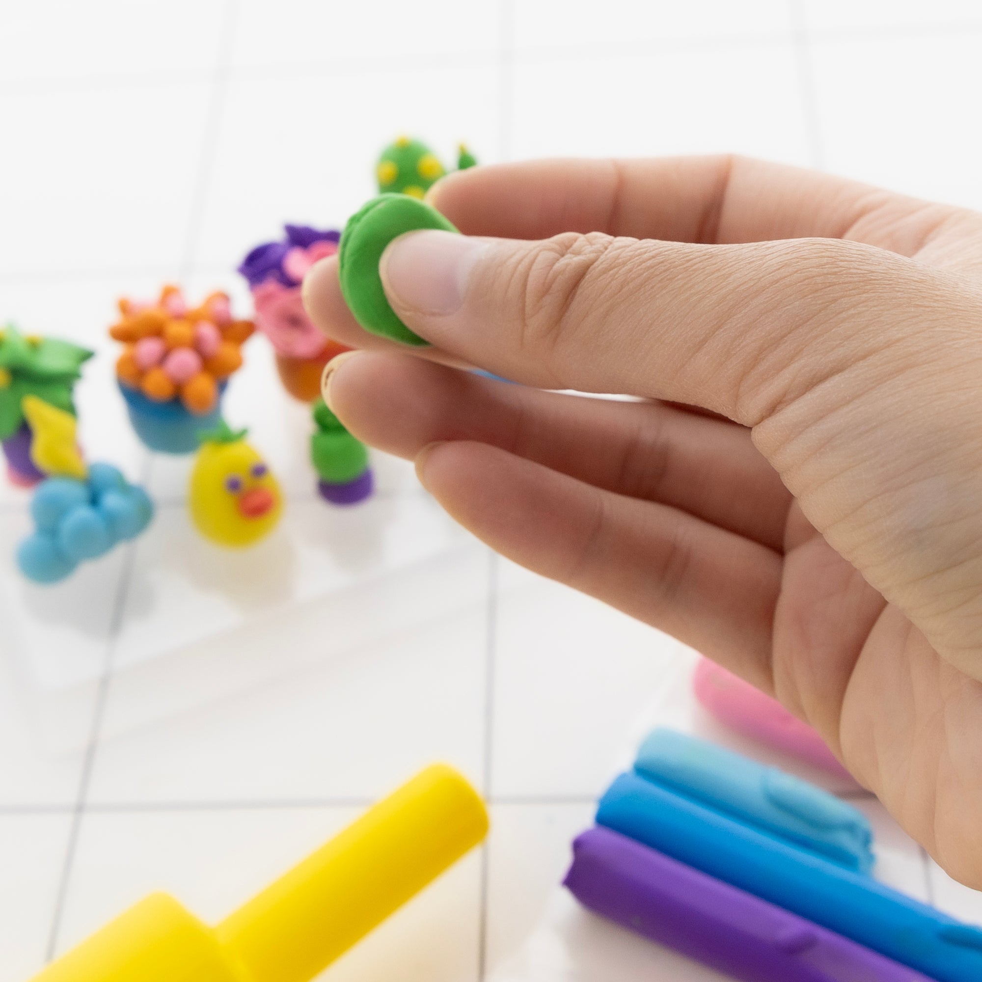 BAZIC 8 Primary Color Modeling Clay